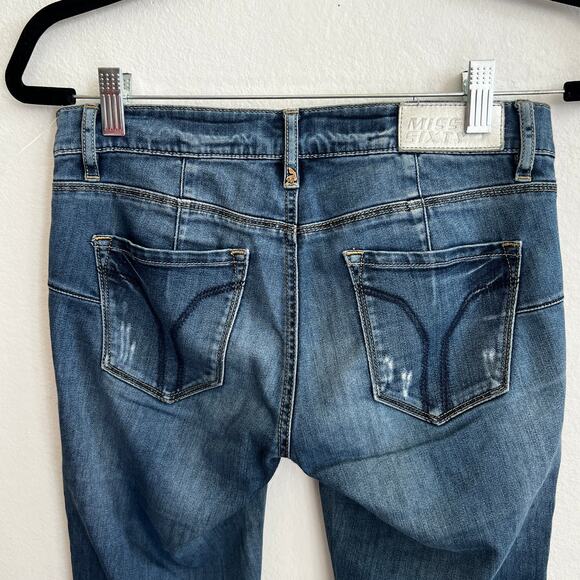 SOLD OUT - Picture 3 of 10